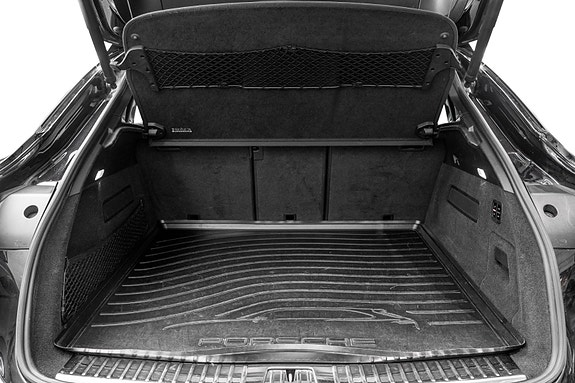 Porsche Cayenne Coupe 27 of 30