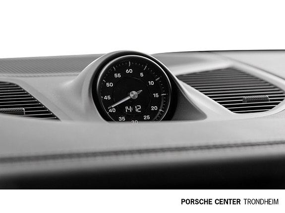Porsche Cayenne Coupe 15 of 30