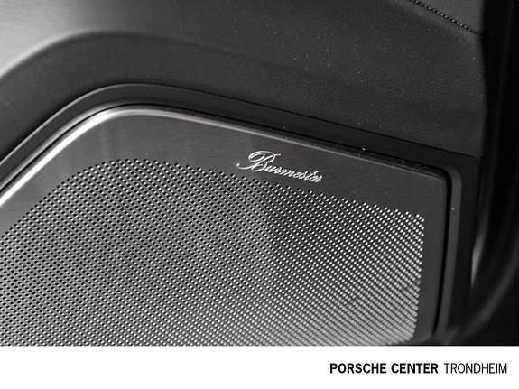 Porsche Cayenne Coupe 23 of 30