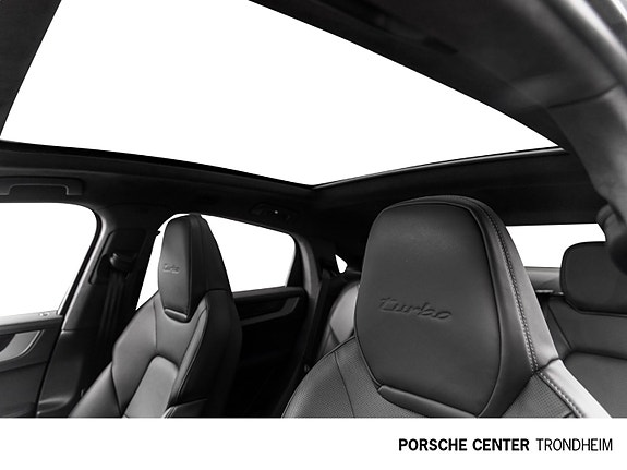 Porsche Cayenne Coupe 28 of 30