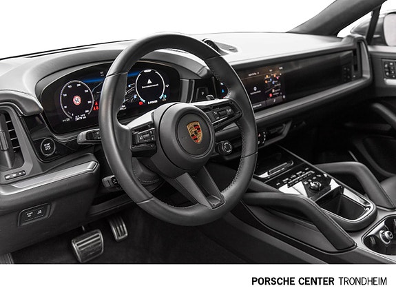 Porsche Cayenne Coupe 26 of 30