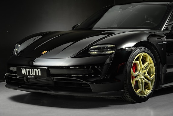 Porsche Taycan 6 of 30