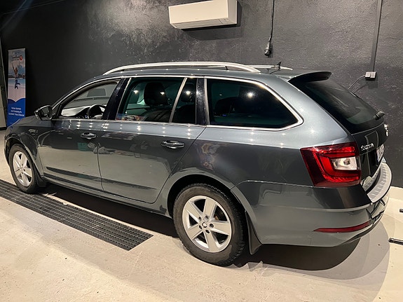 Skoda Octavia 5 of 5
