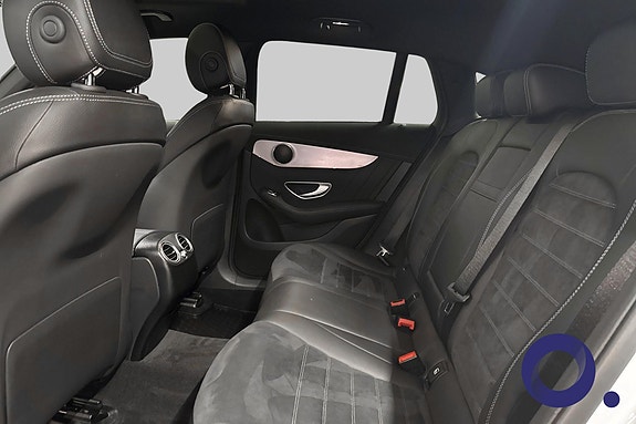 Mercedes-Benz EQC400 13 of 20