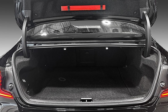 Volvo S60 8 of 20