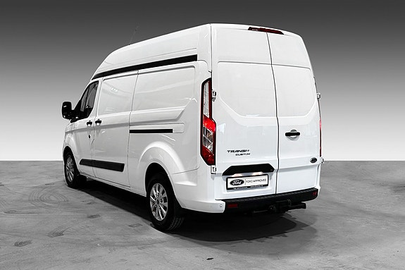 Ford Transit Custom 11 of 21