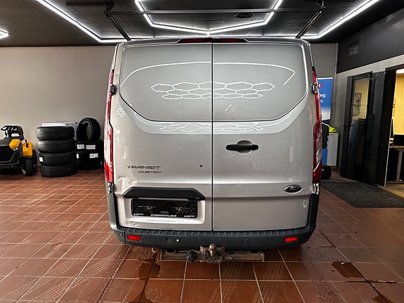 Ford Transit 5 of 5