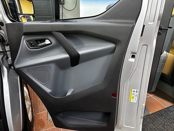 Ford Transit 14 of 23