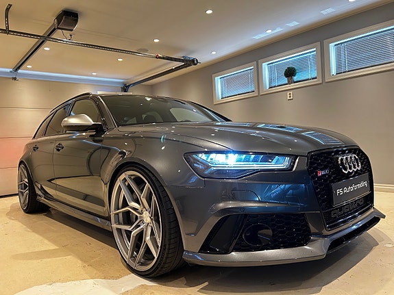 Audi RS6 2 of 29