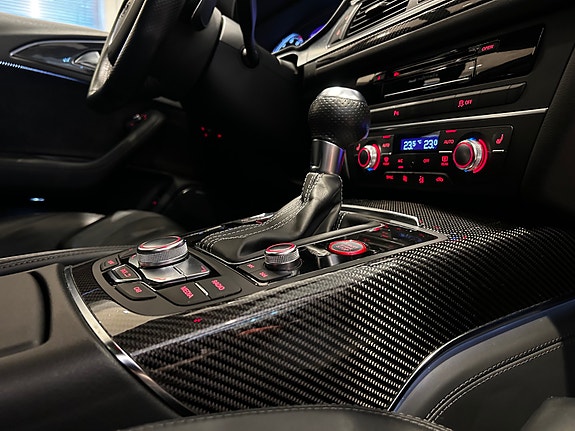 Audi RS6 27 of 29