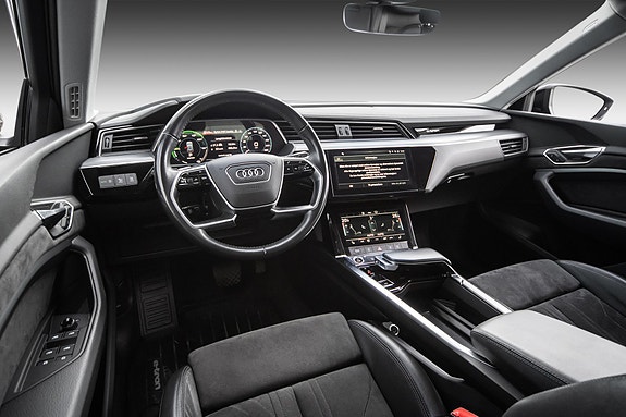 Audi e-tron Sportback 26 of 30