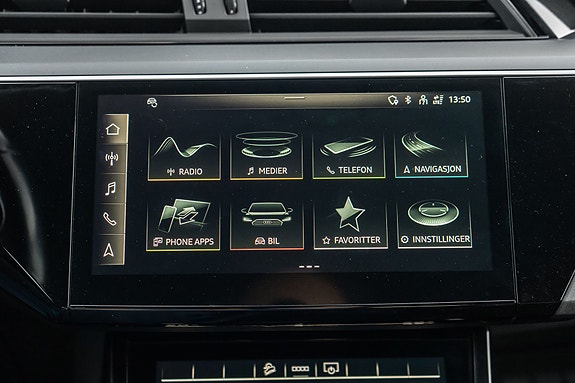 Audi e-tron Sportback 21 of 30