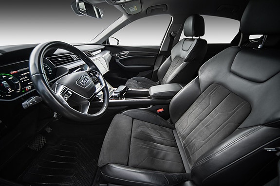 Audi e-tron Sportback 25 of 30