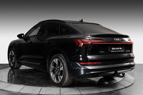 Audi e-tron Sportback 8 of 30