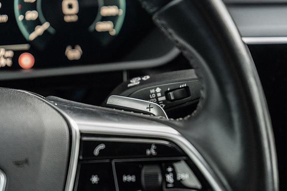 Audi e-tron Sportback 30 of 30
