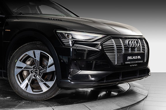 Audi e-tron Sportback 4 of 30