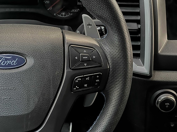 Ford Ranger Raptor 18 of 30