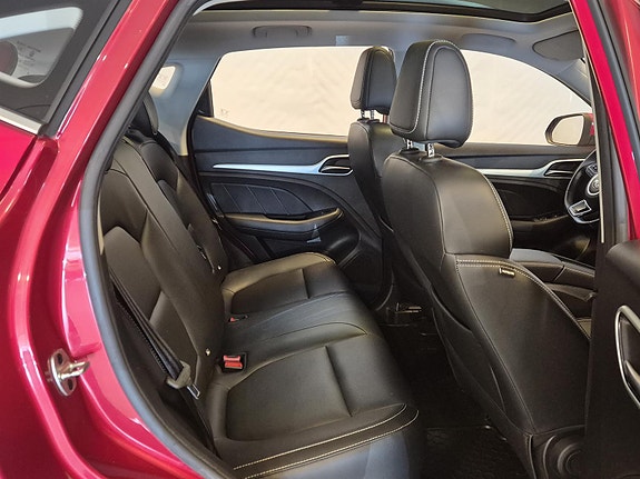MG ZS EV 10 of 28