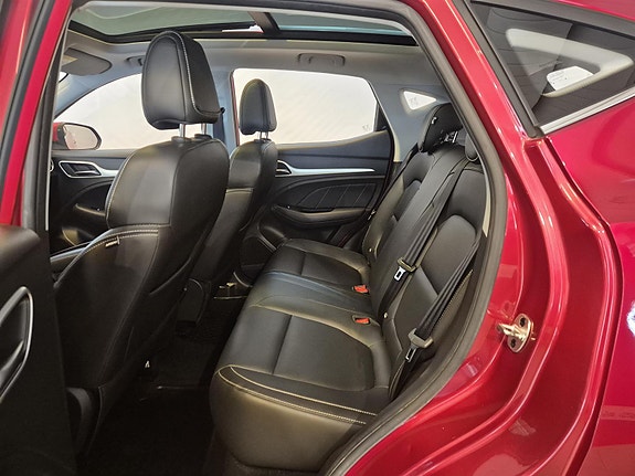 MG ZS EV 8 of 28