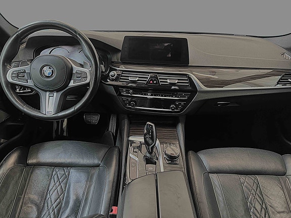 BMW 530e 16 of 30