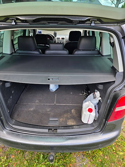 Volkswagen Touran 27 of 30