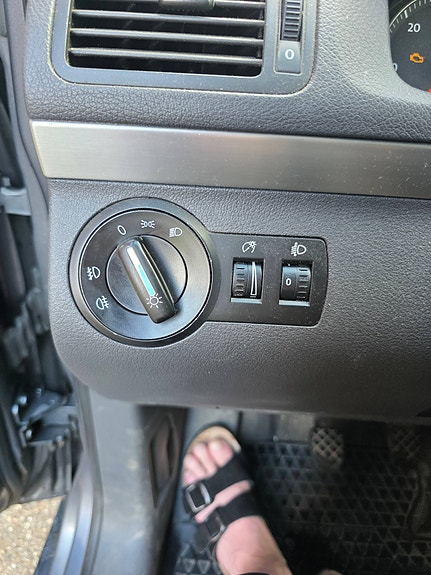 Volkswagen Touran 10 of 30
