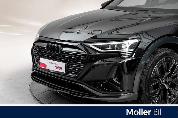 Audi Q8 e-tron 2 of 27