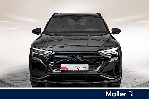 Audi Q8 e-tron 3 of 27