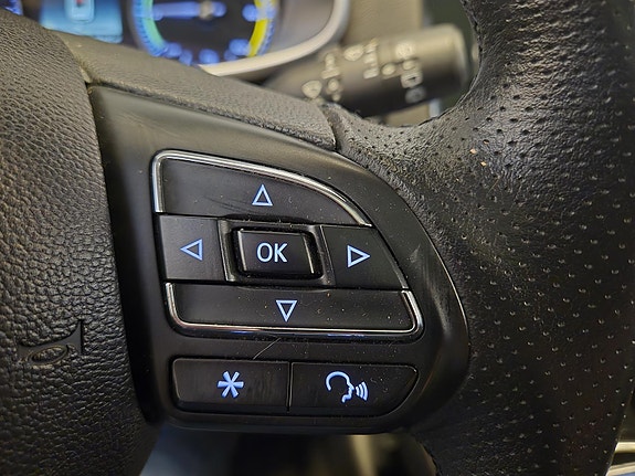 MG ZS EV 16 of 22
