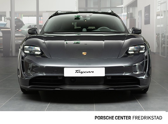 Porsche Taycan Cross Turismo 4 of 30