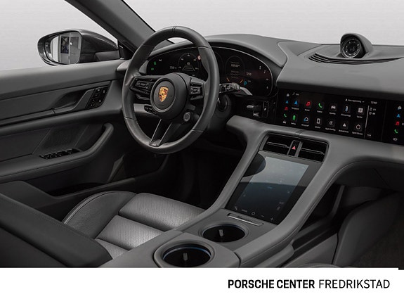 Porsche Taycan Cross Turismo 27 of 30
