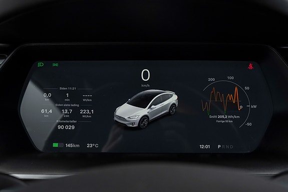 Tesla Model X 9 of 28