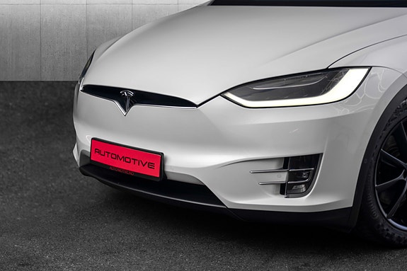 Tesla Model X 2 of 28