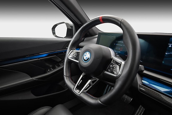 BMW i5 25 of 30