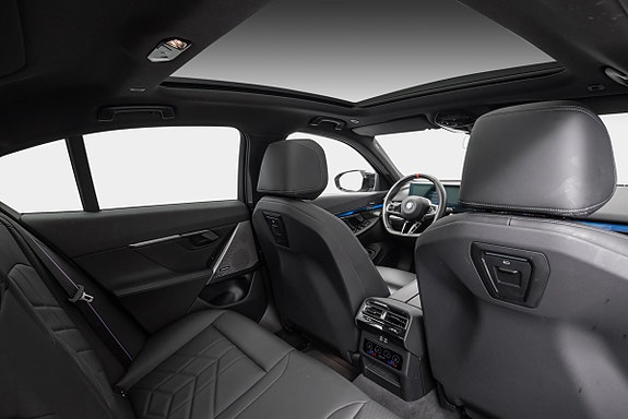 BMW i5 23 of 30