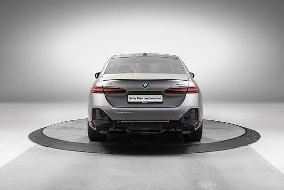 BMW i5 4 of 30