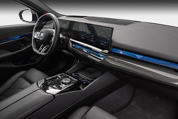 BMW i5 24 of 30
