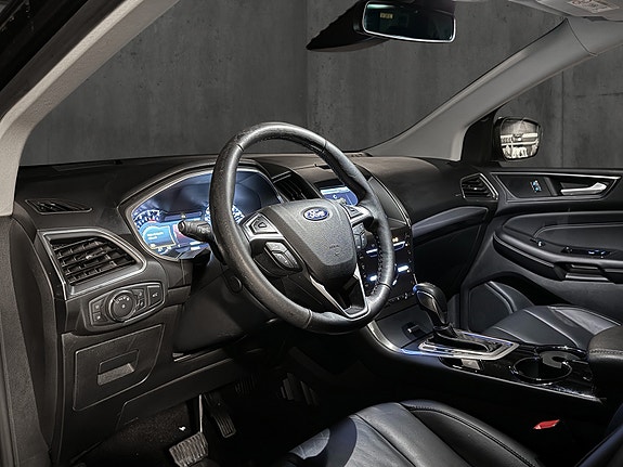 Ford Edge 13 of 26