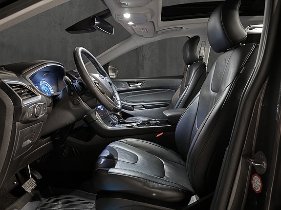 Ford Edge 11 of 26