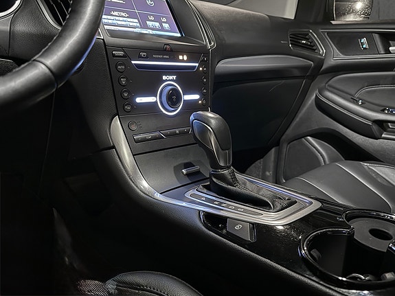 Ford Edge 14 of 26