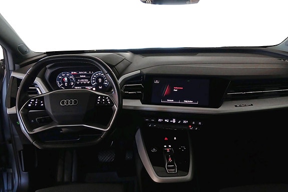 Audi Q4 e-tron 7 of 10