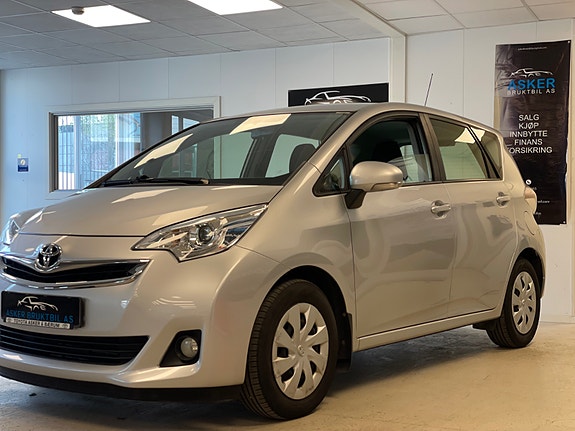 Toyota Verso-S 6 of 30