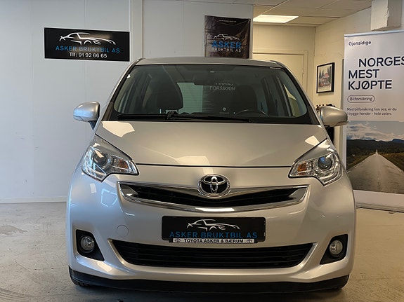 Toyota Verso-S 4 of 5