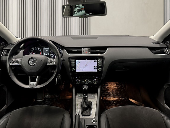 Skoda Octavia Scout 16 of 30