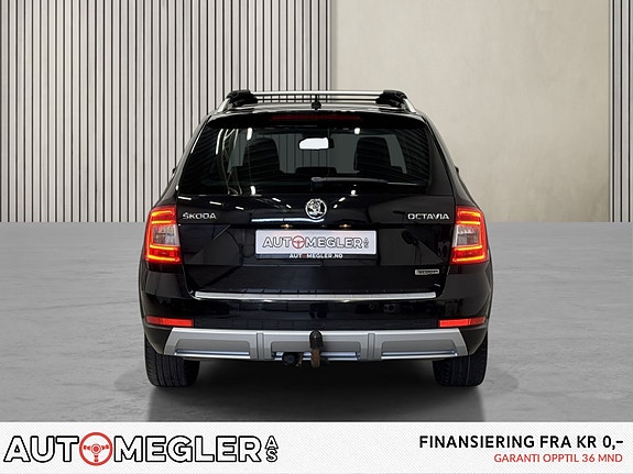 Skoda Octavia Scout 7 of 30