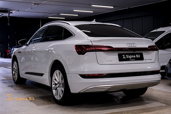 Audi e-tron Sportback 7 of 30