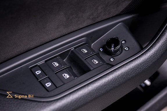 Audi e-tron Sportback 21 of 30