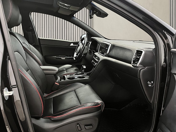 Kia Sportage 12 of 20