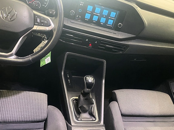 Volkswagen Caddy Maxi 12 of 23