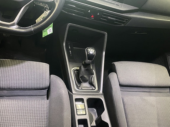 Volkswagen Caddy Maxi 15 of 23
